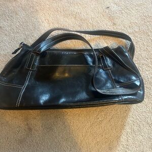 Women’s Leather Oblong Rectangular Shoulder Bag. Excellent Condition
